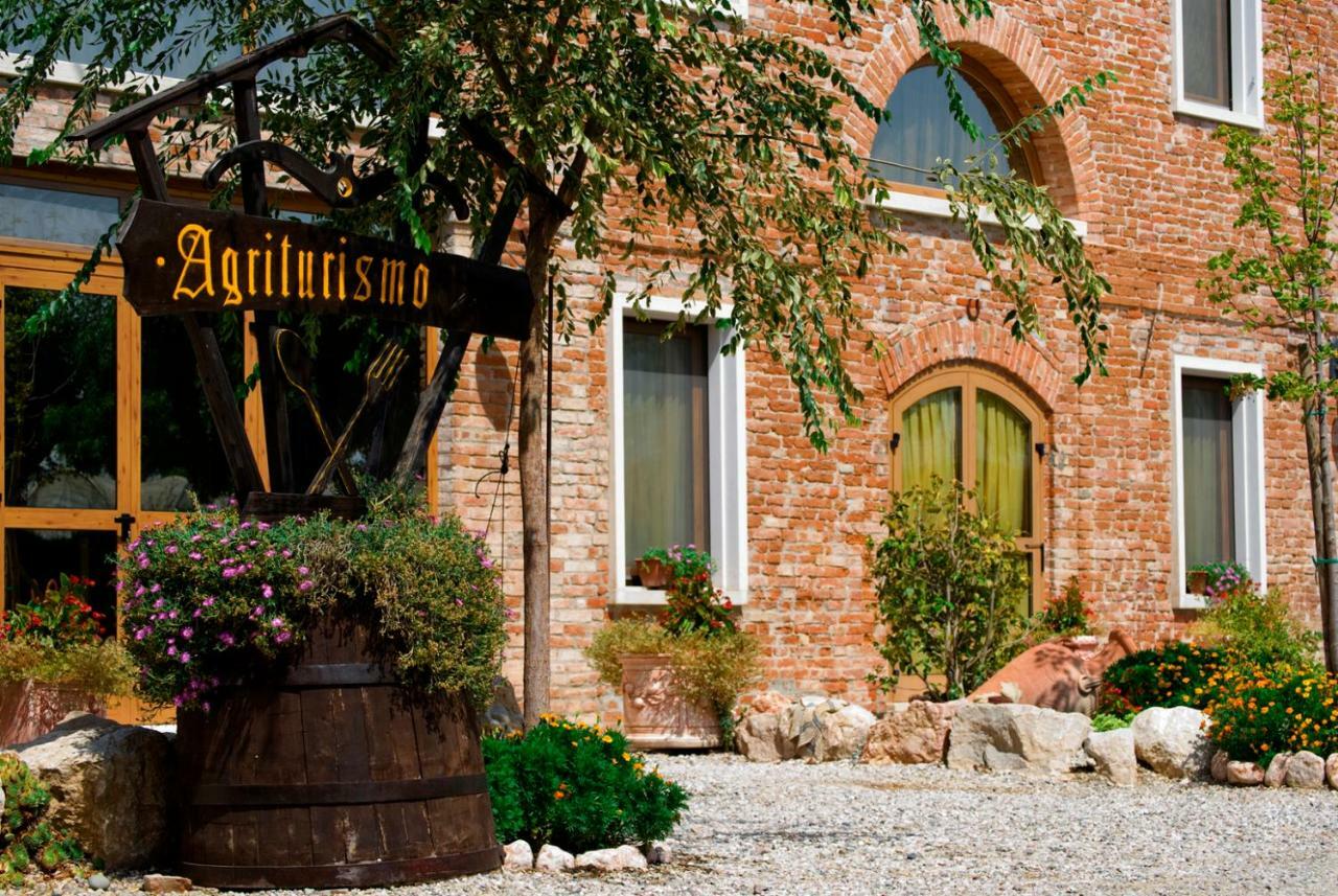 All'Albaro Agriturismo Salizzole Dış mekan fotoğraf