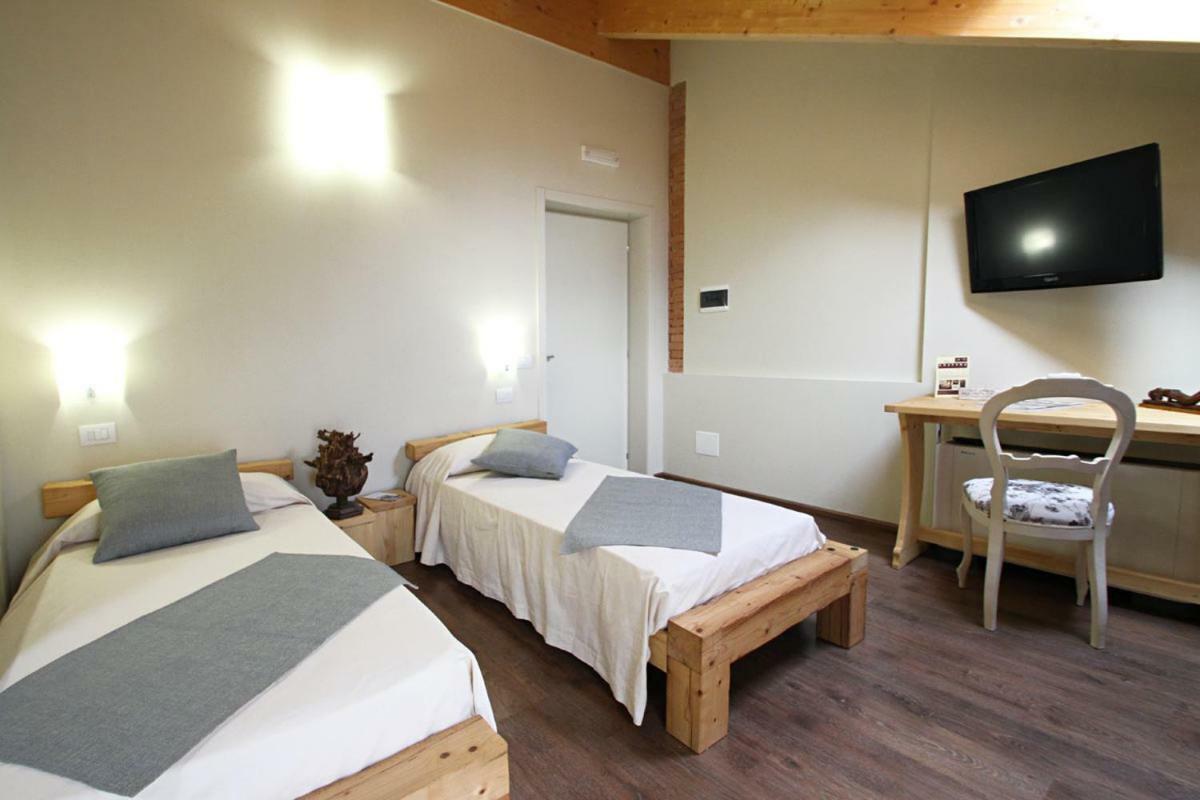 All'Albaro Agriturismo Salizzole Dış mekan fotoğraf